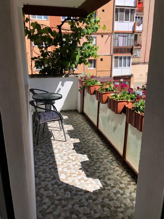 Skepsis Apartament Apartment Alba Iulia Bagian luar foto